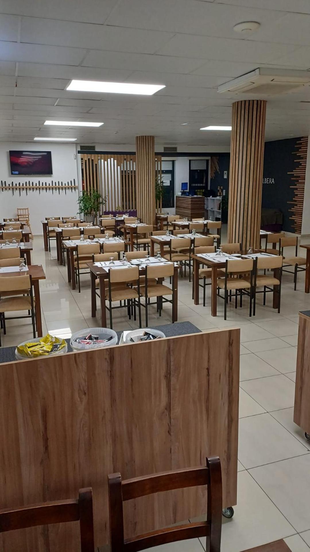 Hotel L'Albera La Jonquera Εξωτερικό φωτογραφία